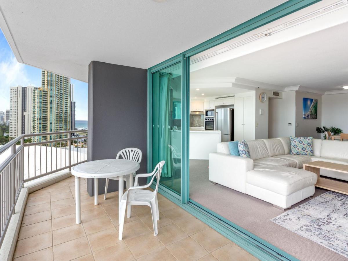 Apartment Crown Towers Superior 3 Bedroom - Coasthm Gold Coast