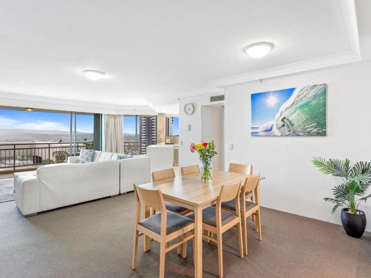 Crown Towers Superior 3 Bedroom - Coasthm Apartment *